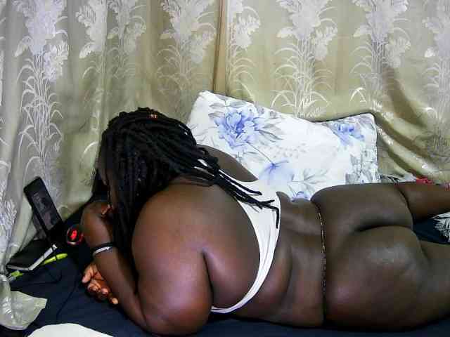 chubby-cherry webcam