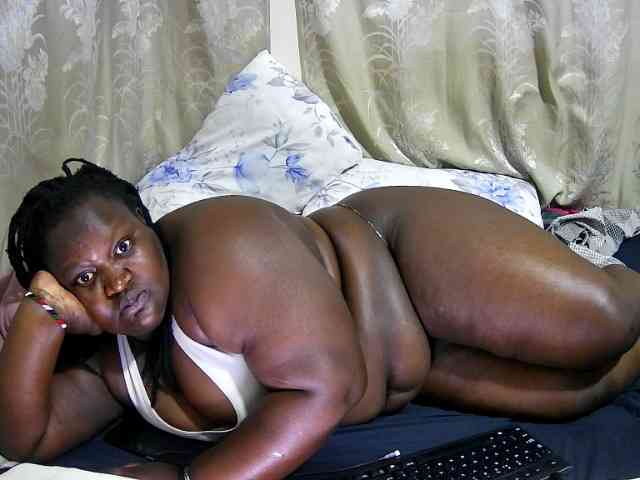 chubby-cherry webcam