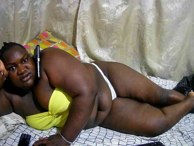 chubby-cherry webcam