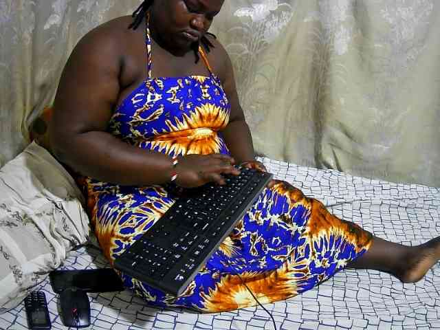 chubby-cherry webcam