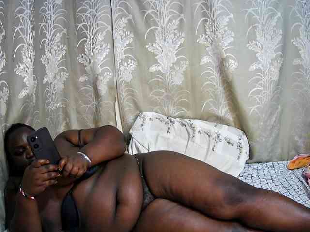 chubby-cherry Live Webcam on BongaCams