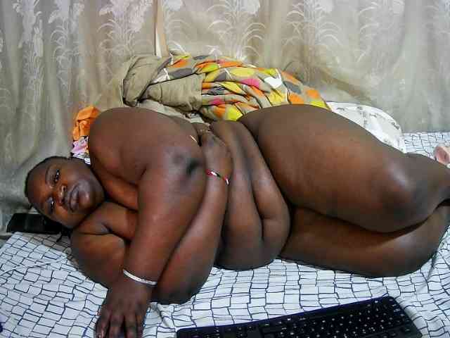 chubby-cherry Live Webcam on BongaCams