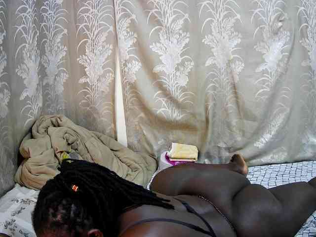 chubby-cherry webcam