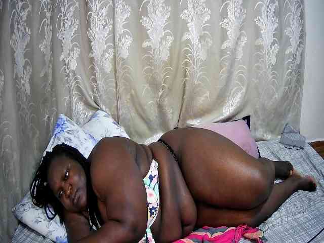 chubby-cherry webcam