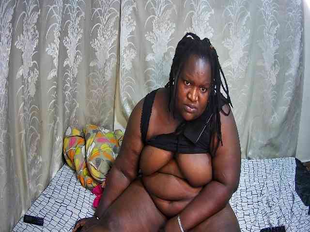 chubby-cherry webcam