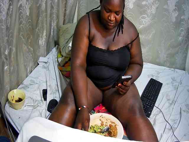 chubby-cherry webcam