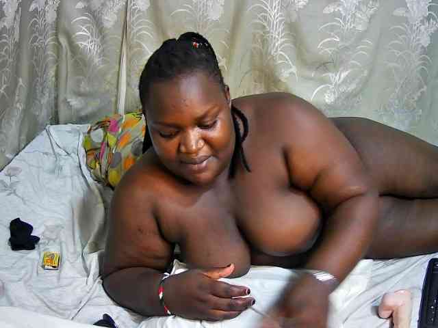 chubby-cherry webcam