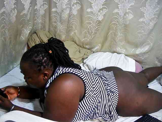 chubby-cherry webcam