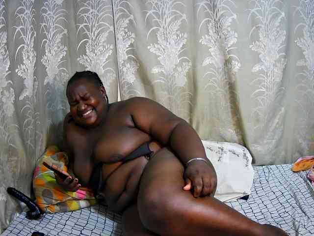 chubby-cherry webcam