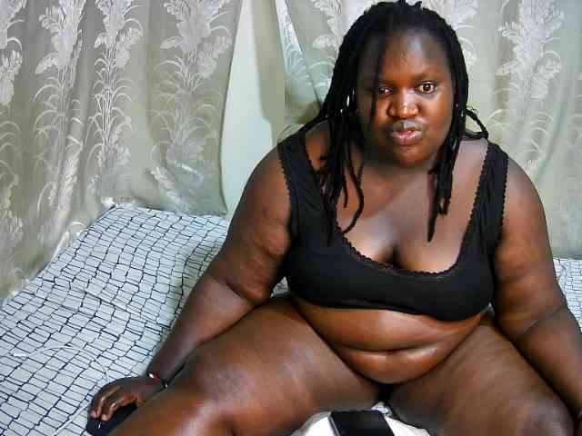 chubby-cherry webcam