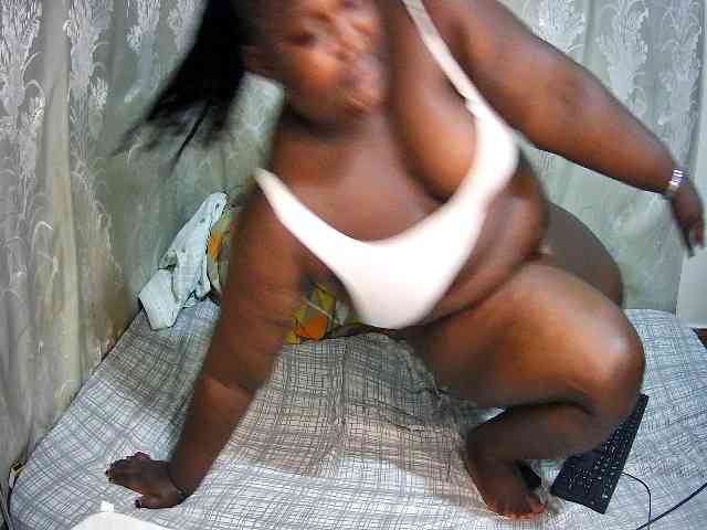 chubby-cherry webcam