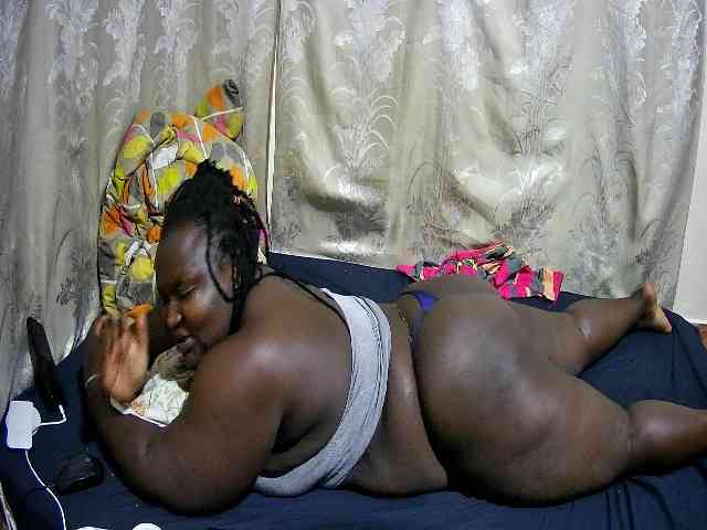 chubby-cherry webcam