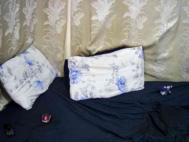 chubby-cherry webcam