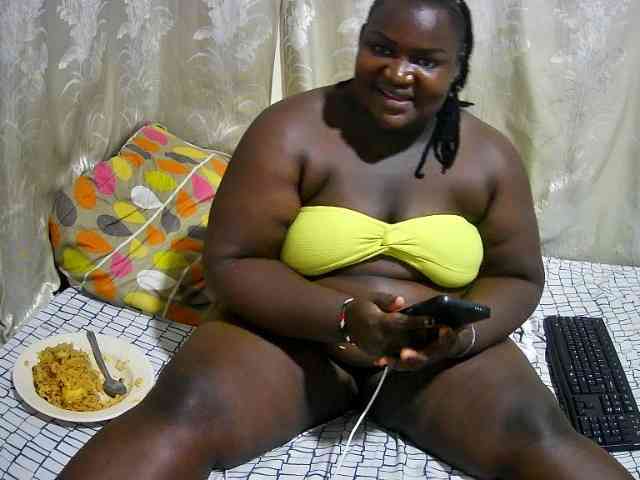 chubby-cherry webcam