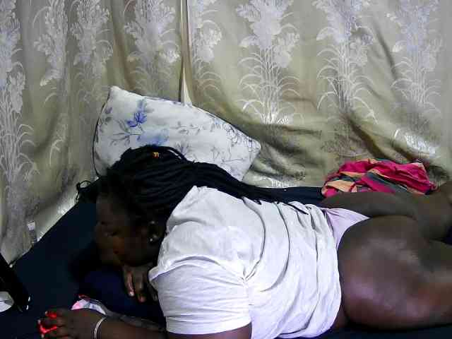 chubby-cherry webcam