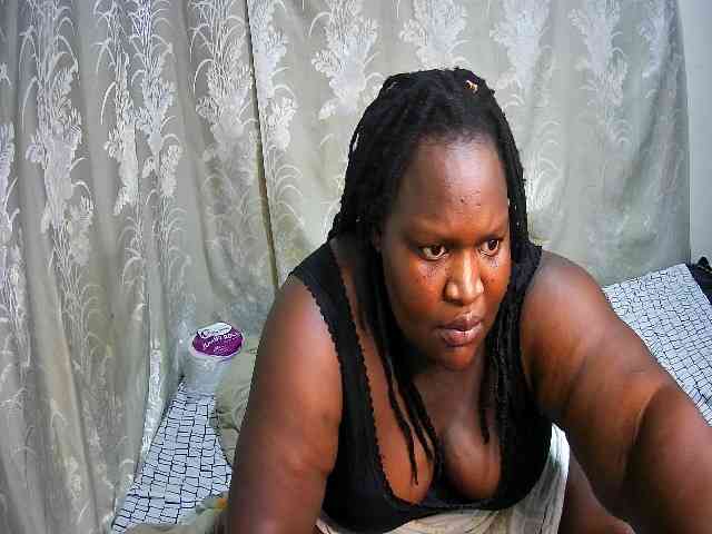 chubby-cherry webcam