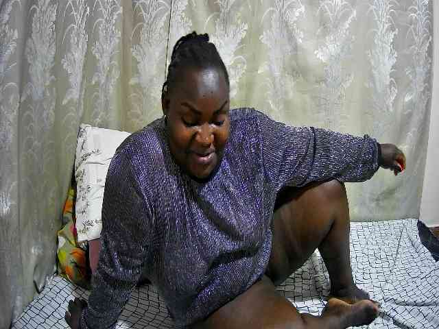 chubby-cherry webcam