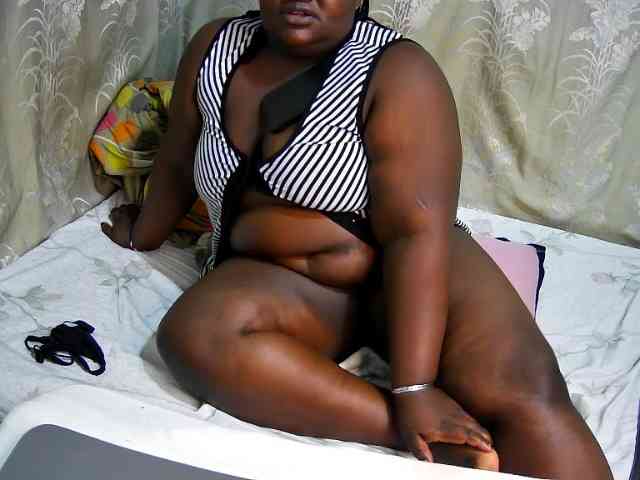 chubby-cherry webcam