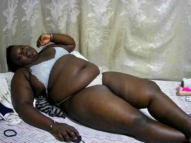 chubby-cherry webcam