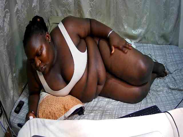 chubby-cherry webcam