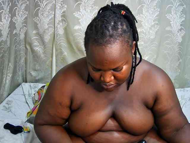 chubby-cherry webcam