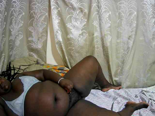 chubby-cherry webcam