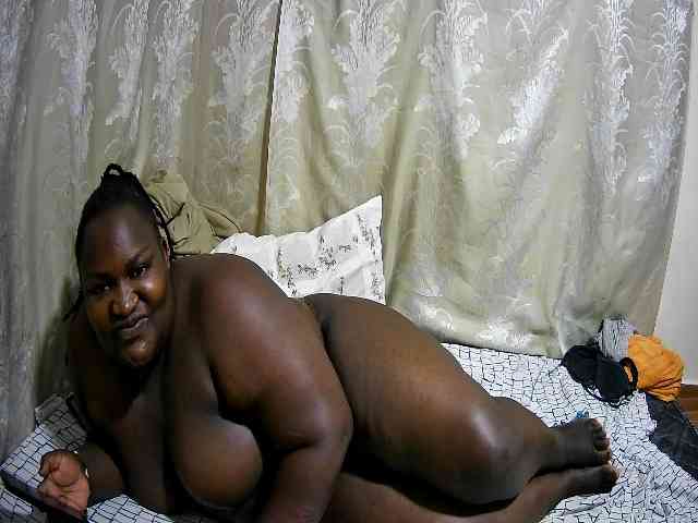 chubby-cherry webcam