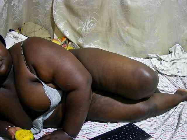 chubby-cherry webcam