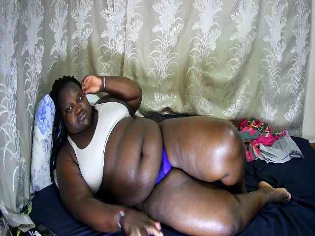 chubby-cherry webcam