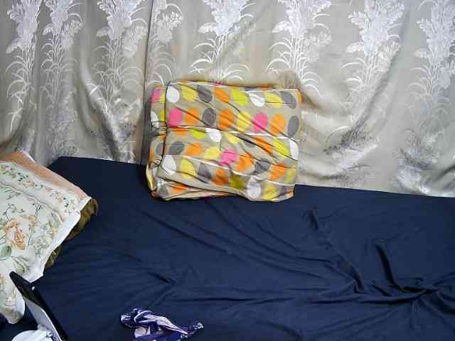 chubby-cherry webcam