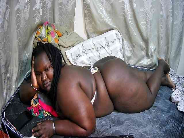 chubby-cherry webcam