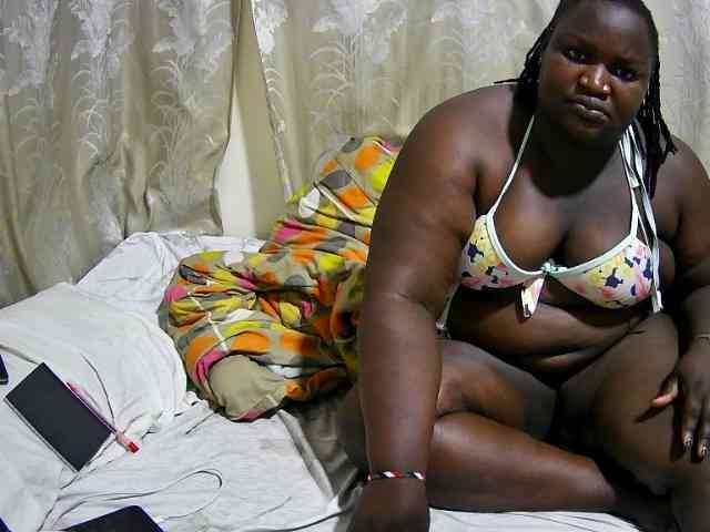 chubby-cherry webcam