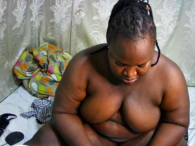 chubby-cherry webcam