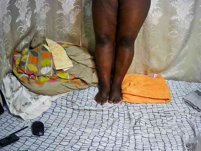 chubby-cherry webcam