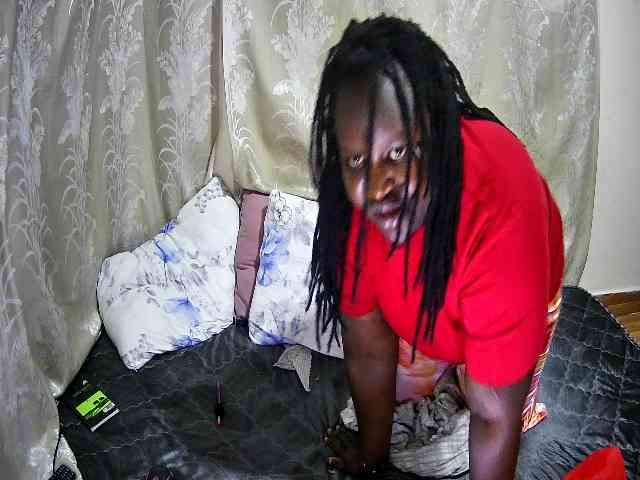 chubby-cherry webcam