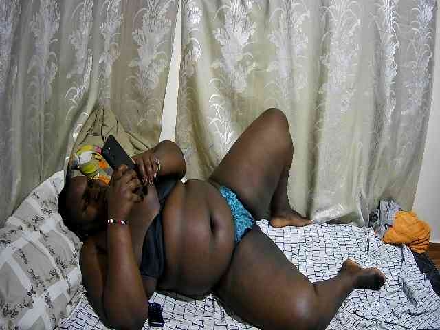 chubby-cherry webcam