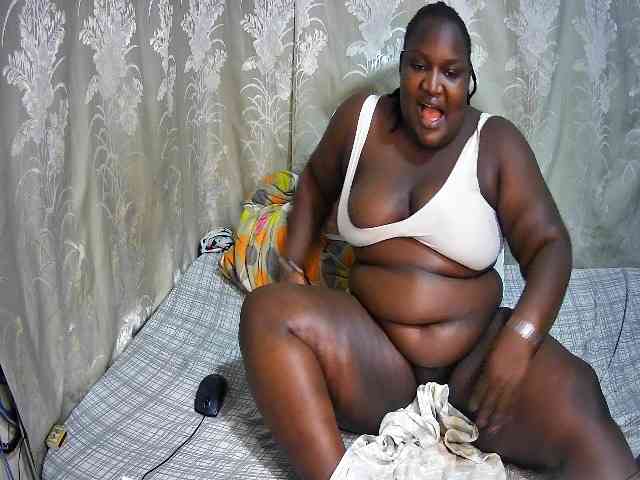 chubby-cherry webcam