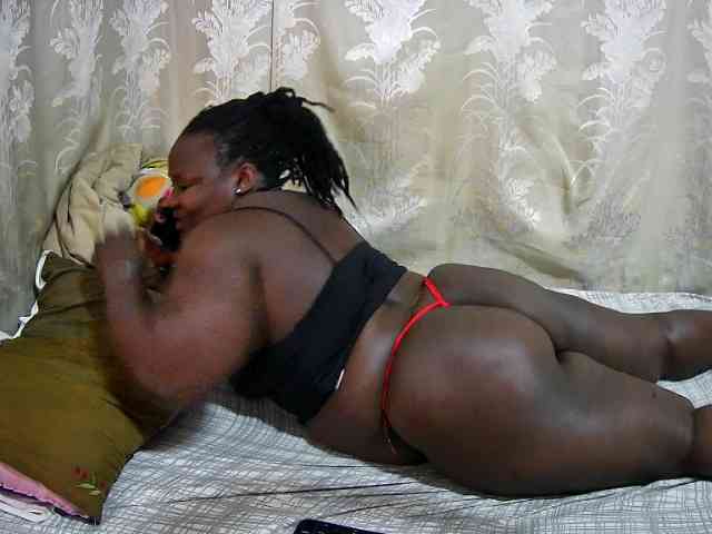 chubby-cherry webcam