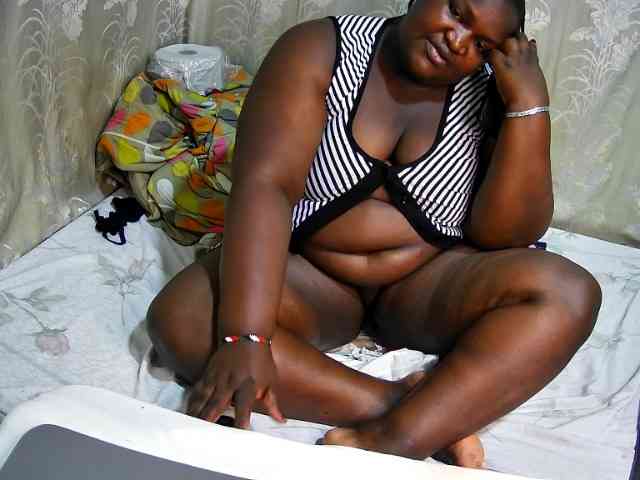 chubby-cherry webcam