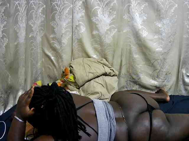 chubby-cherry webcam