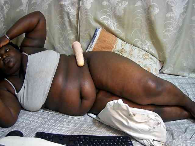 chubby-cherry webcam