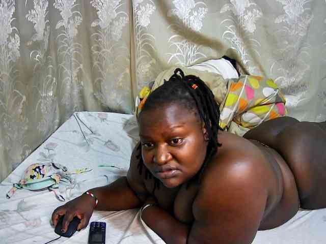 chubby-cherry webcam