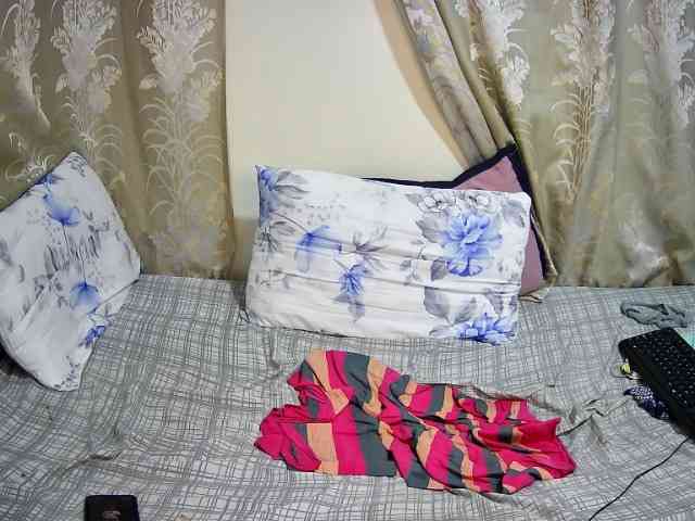 chubby-cherry webcam