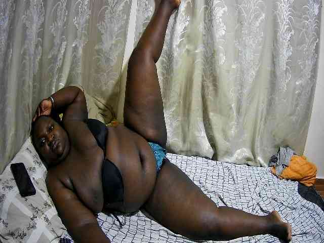 chubby-cherry webcam