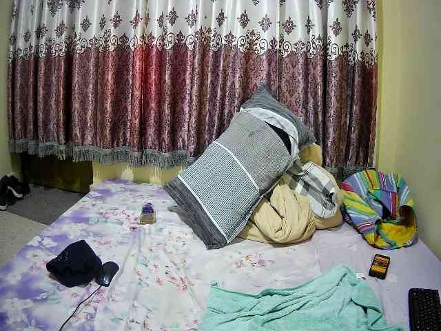 chubby-cherry webcam