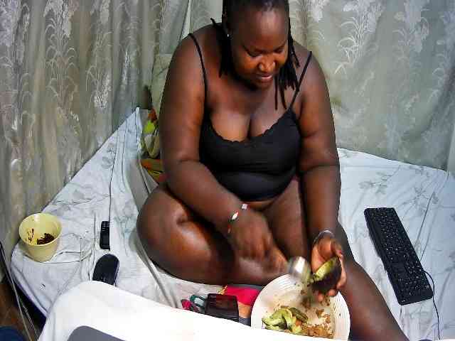 chubby-cherry webcam