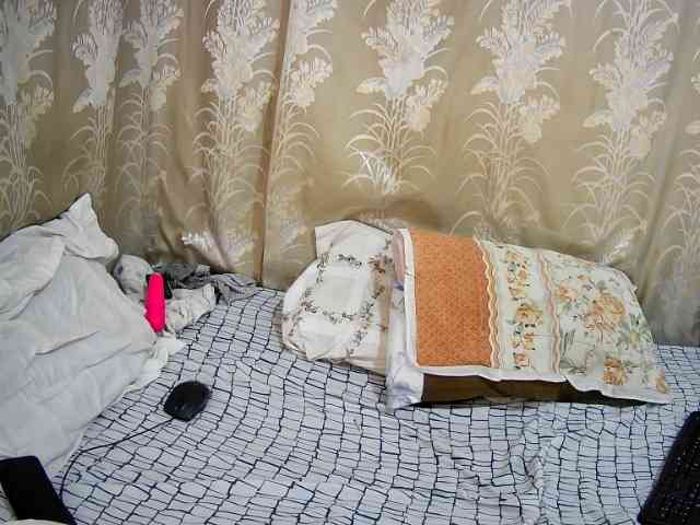 chubby-cherry webcam