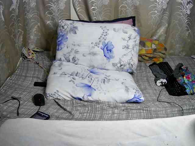 chubby-cherry webcam