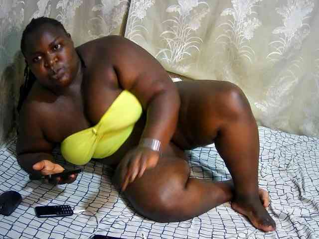 chubby-cherry webcam