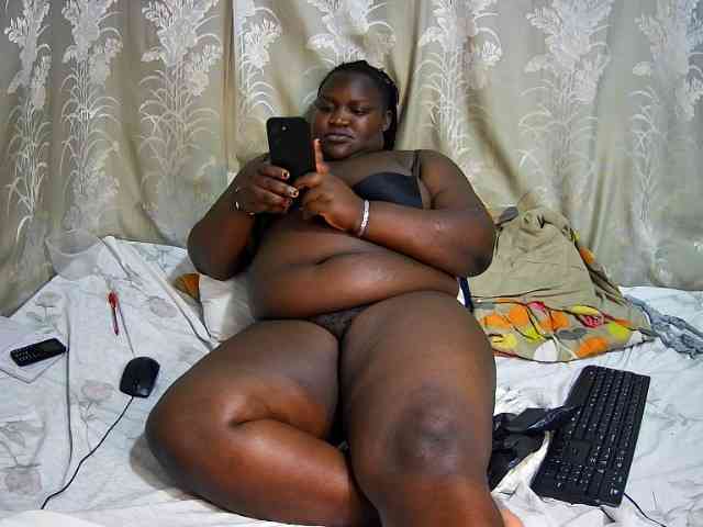 chubby-cherry webcam